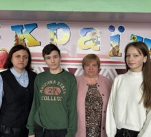 Вітаємо призерів І етапу Всеукраїнської олімпіади з української мови та літератури. Семенюк Діана, учениця 10-А класу – І місце. Вчитель Мандзюк О.В. Краснов Максим, учень 8-В класу - ІІ місце. Вчитель Секеда С.М.